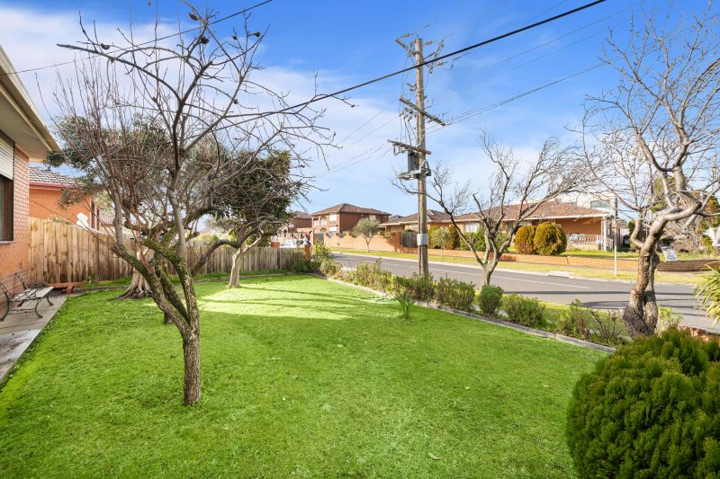 1 Nancye Drive, Lalor