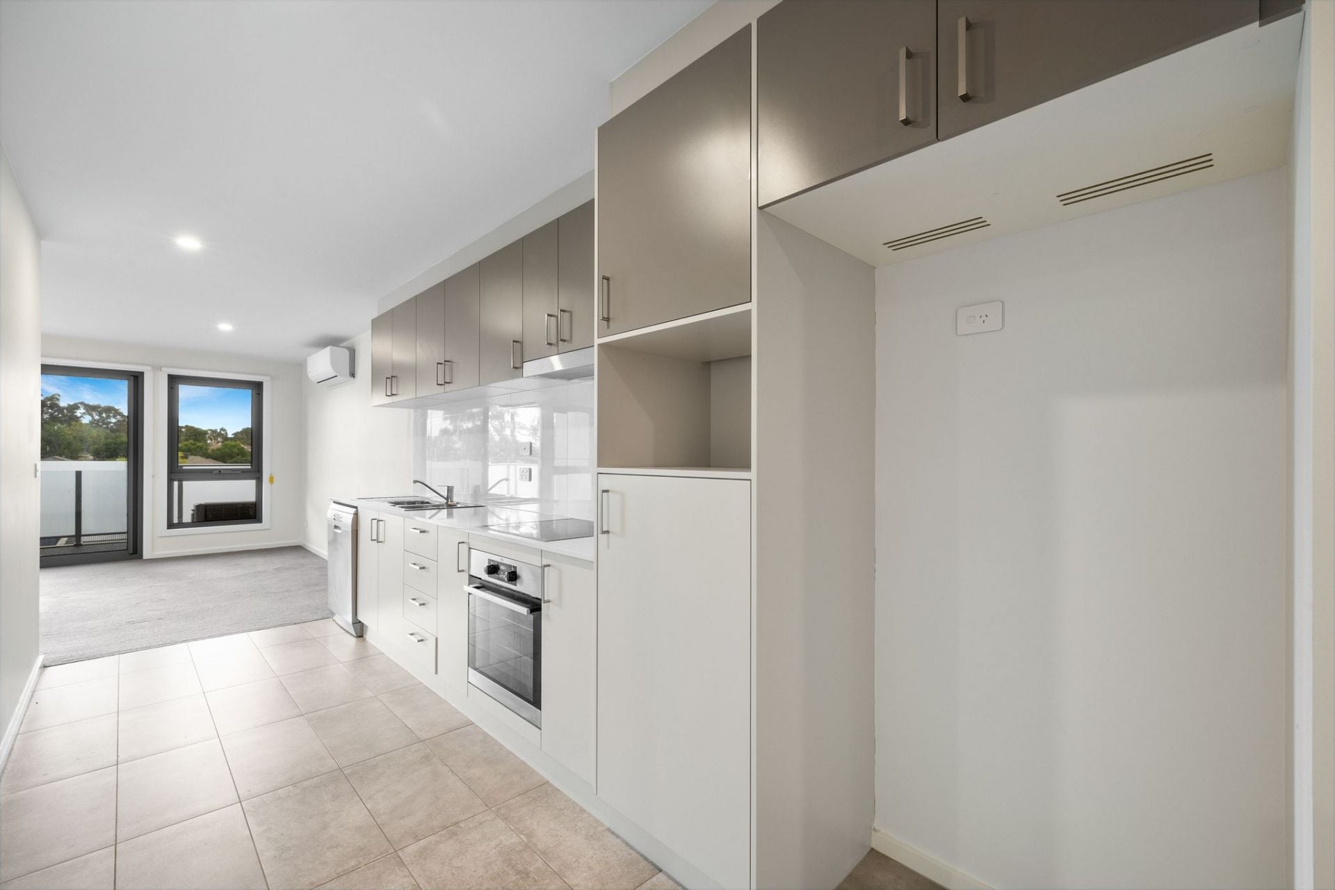U 12 Pioneer Street, Amaroo, Amaroo - Thumbnail 3