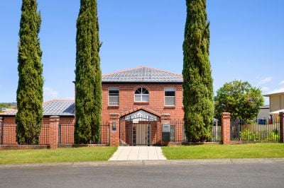 Another SOLD by Team Dhi