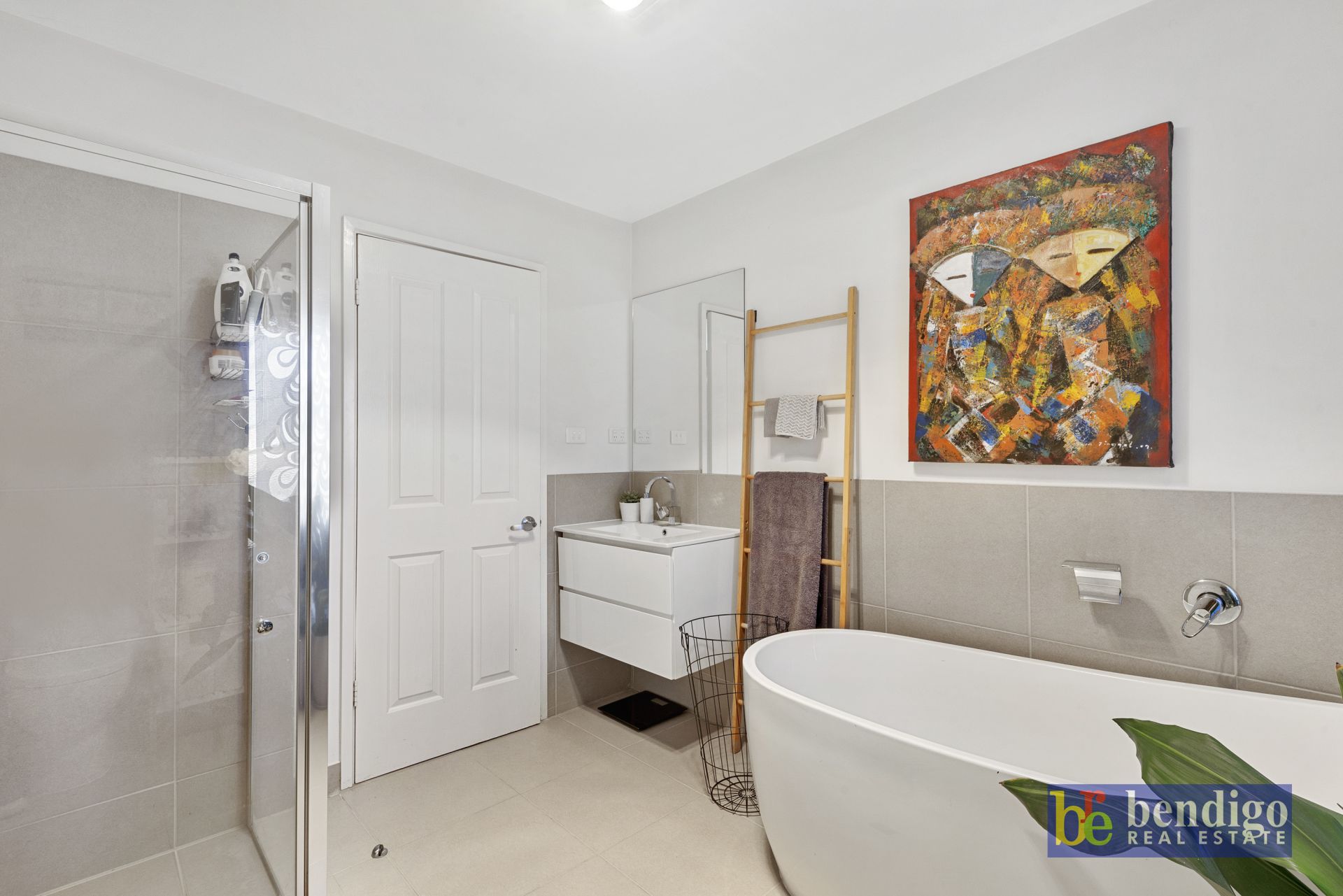17 Mistletoe Street Golden Square VIC, Square - Thumbnail 8
