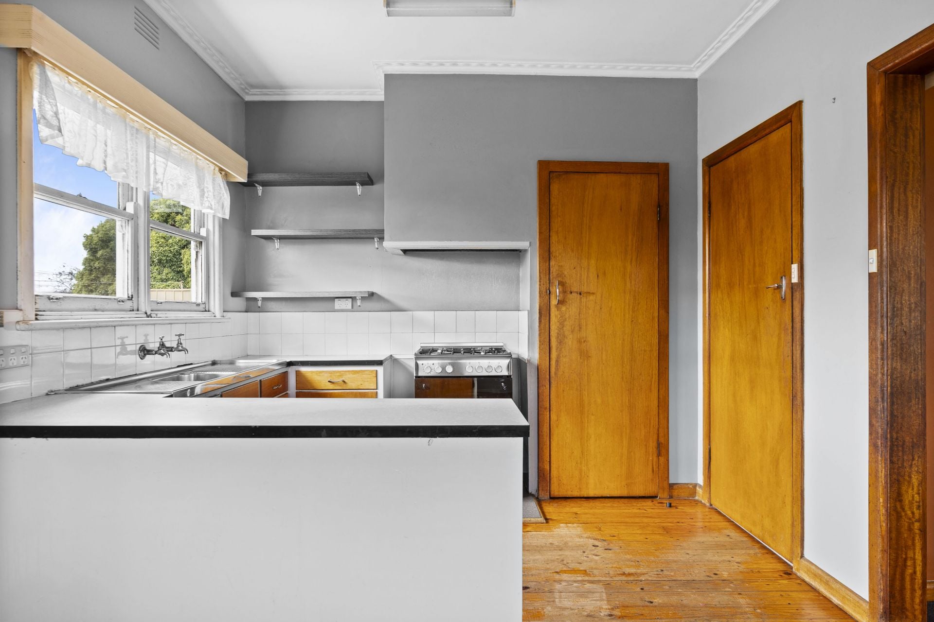 352 Forest Street, Wendouree, Wendouree - Thumbnail 4