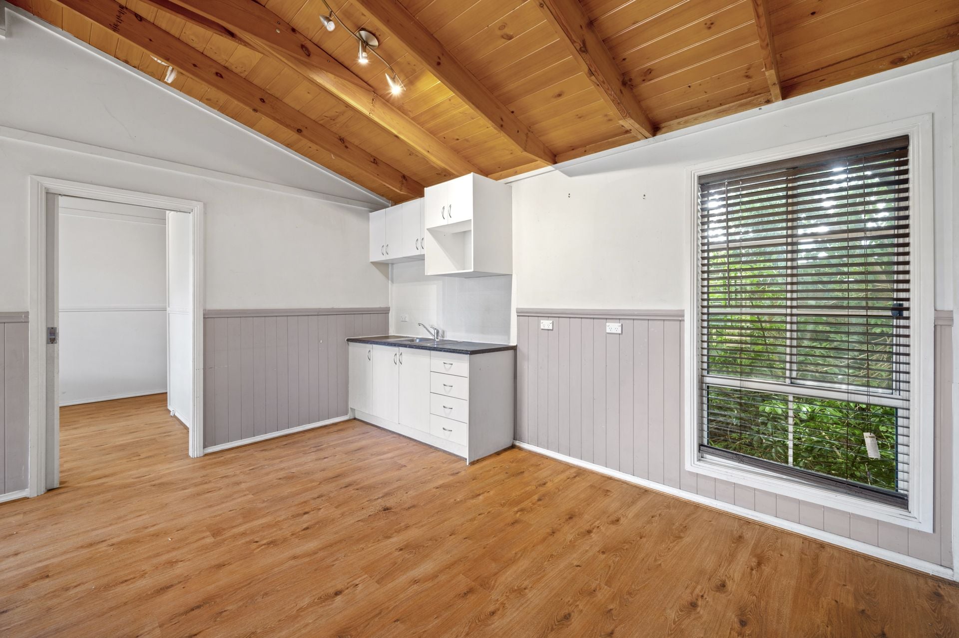 AFFORDABLE 4 BEDROOM HOME  WITH BONUS GRANNY FLAT