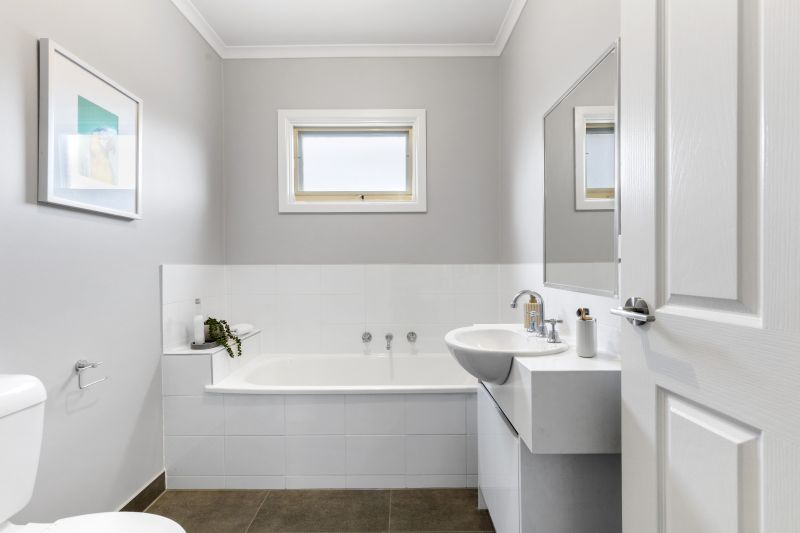 14B Calwell Street, Kensington