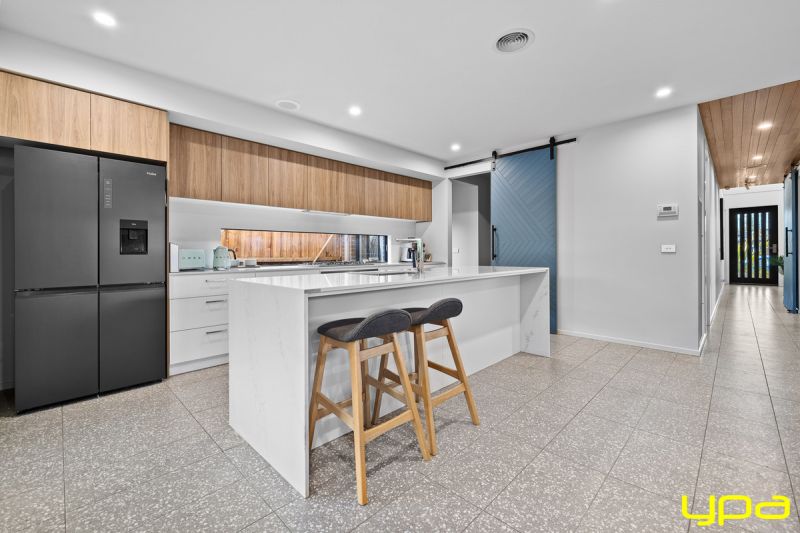 26 Snead Boulevard Cranbourne VIC, Cranbourne - Thumbnail 2