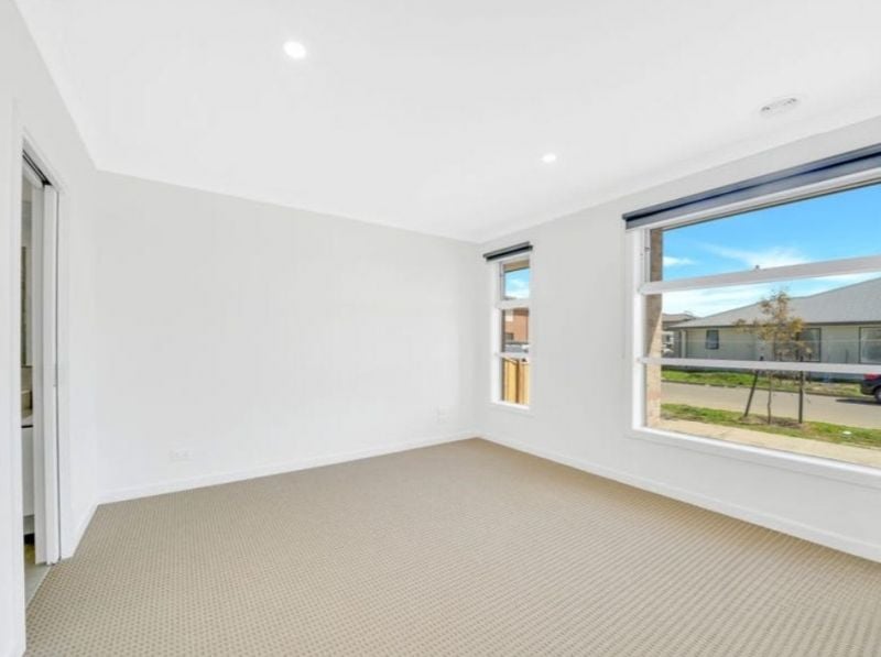 12 Valetta Street, Mickleham
