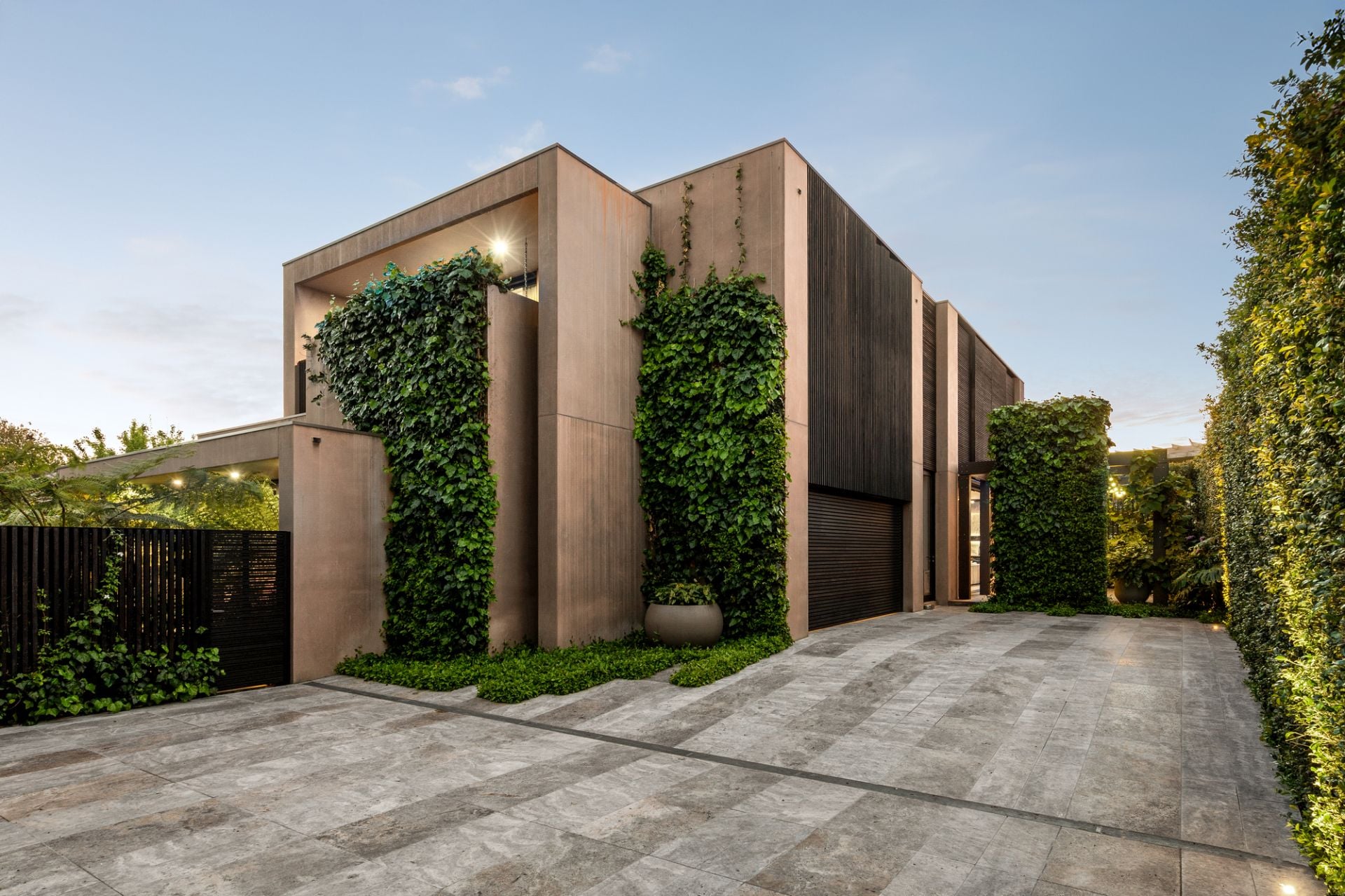 53 Whyte Street, Brighton, Brighton - Image 1