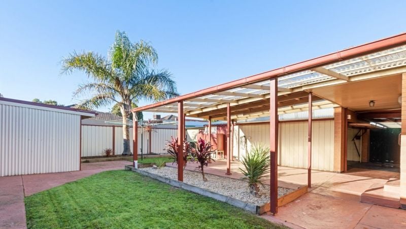 66 Huskisson Avenue, Lalor