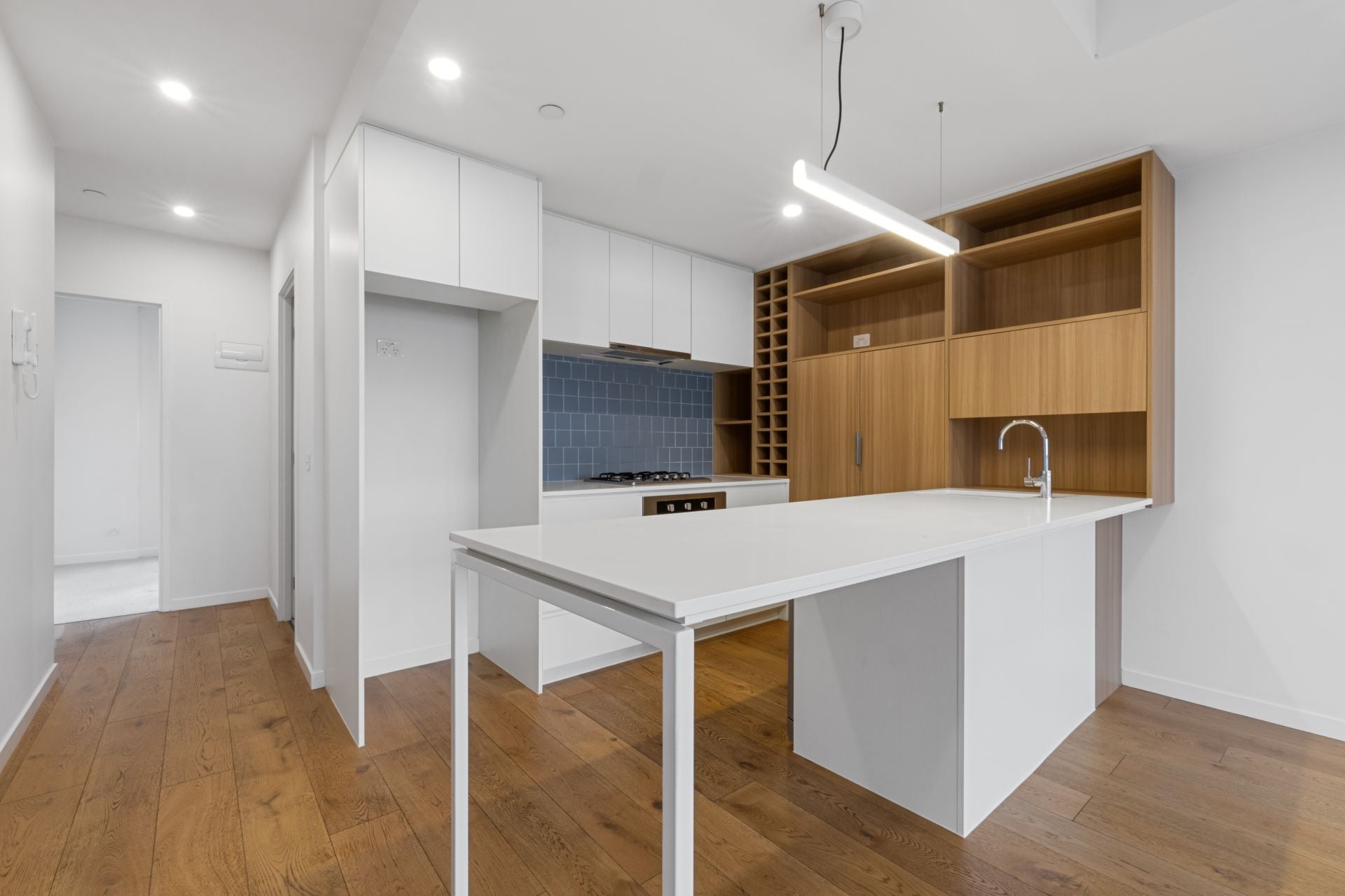 Stylish Two-Bedroom Apartment on the Thornbury Fringe