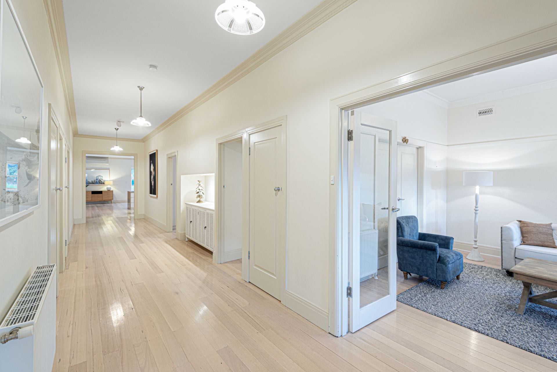 11 Elliott Avenue, Balwyn, Balwyn - Thumbnail 2