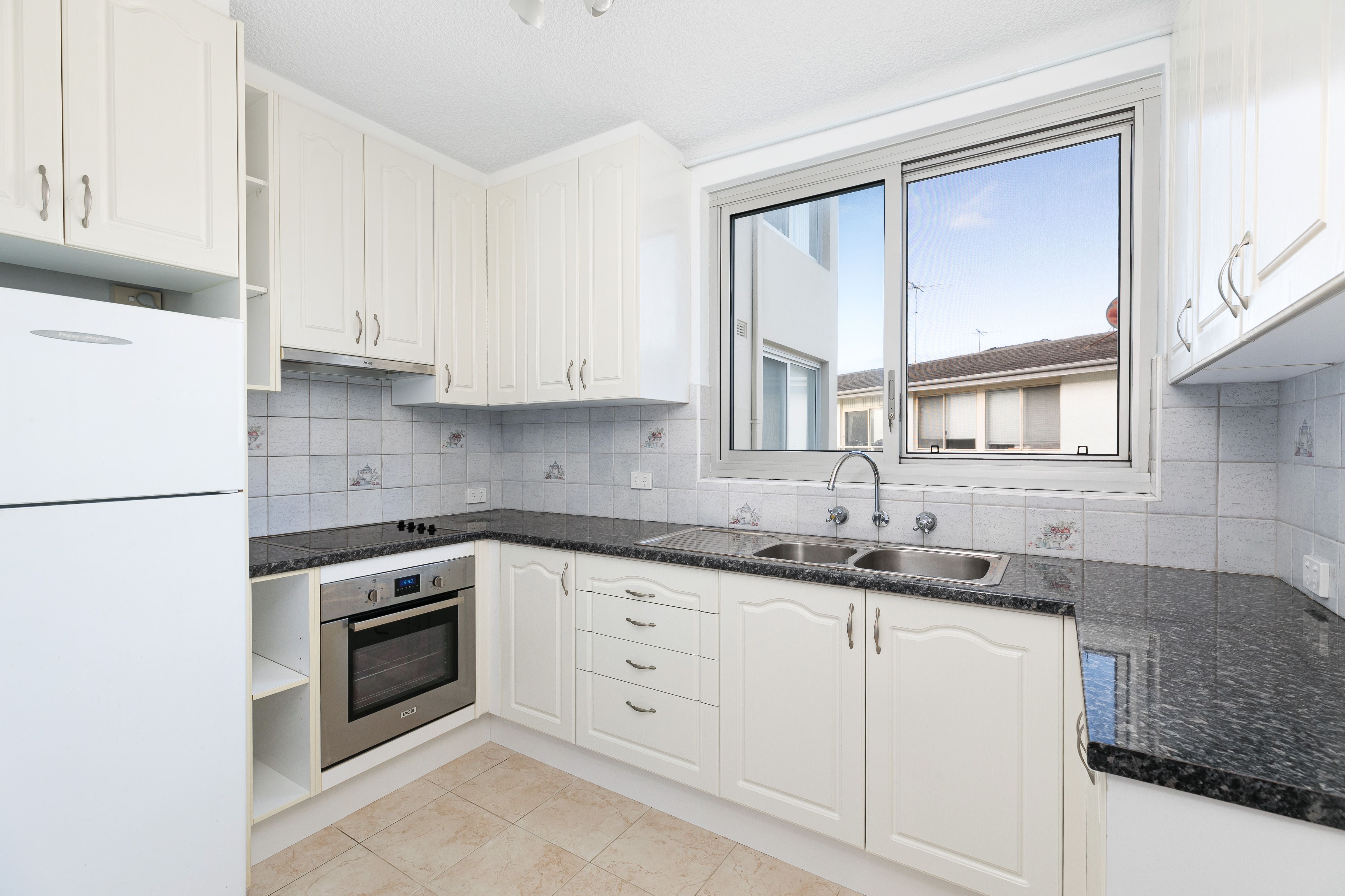 8/15 Arthur Avenue CRONULLA 2230