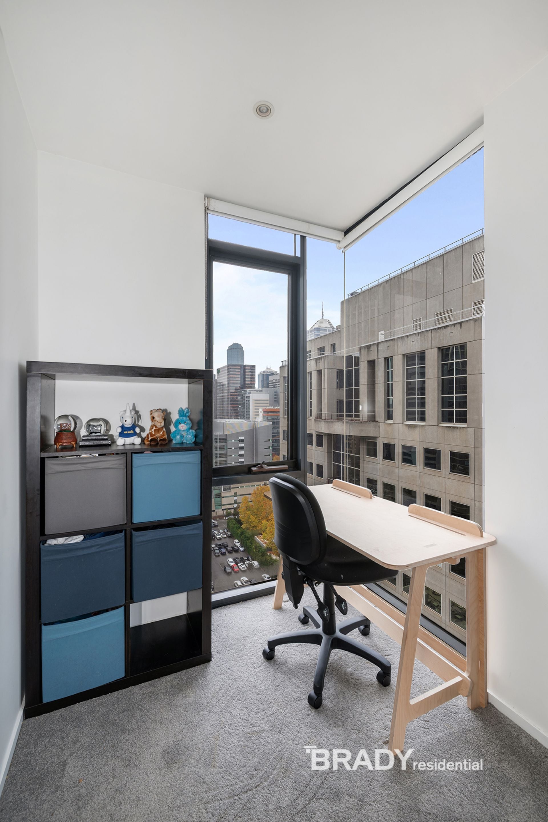 2202/28 Wills Street Melbourne VIC, Melbourne - Thumbnail 3
