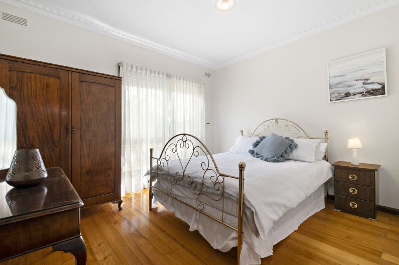 18 Narina Way, Epping