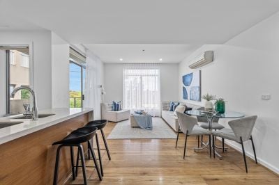 16/1245 Burke Road, Kew