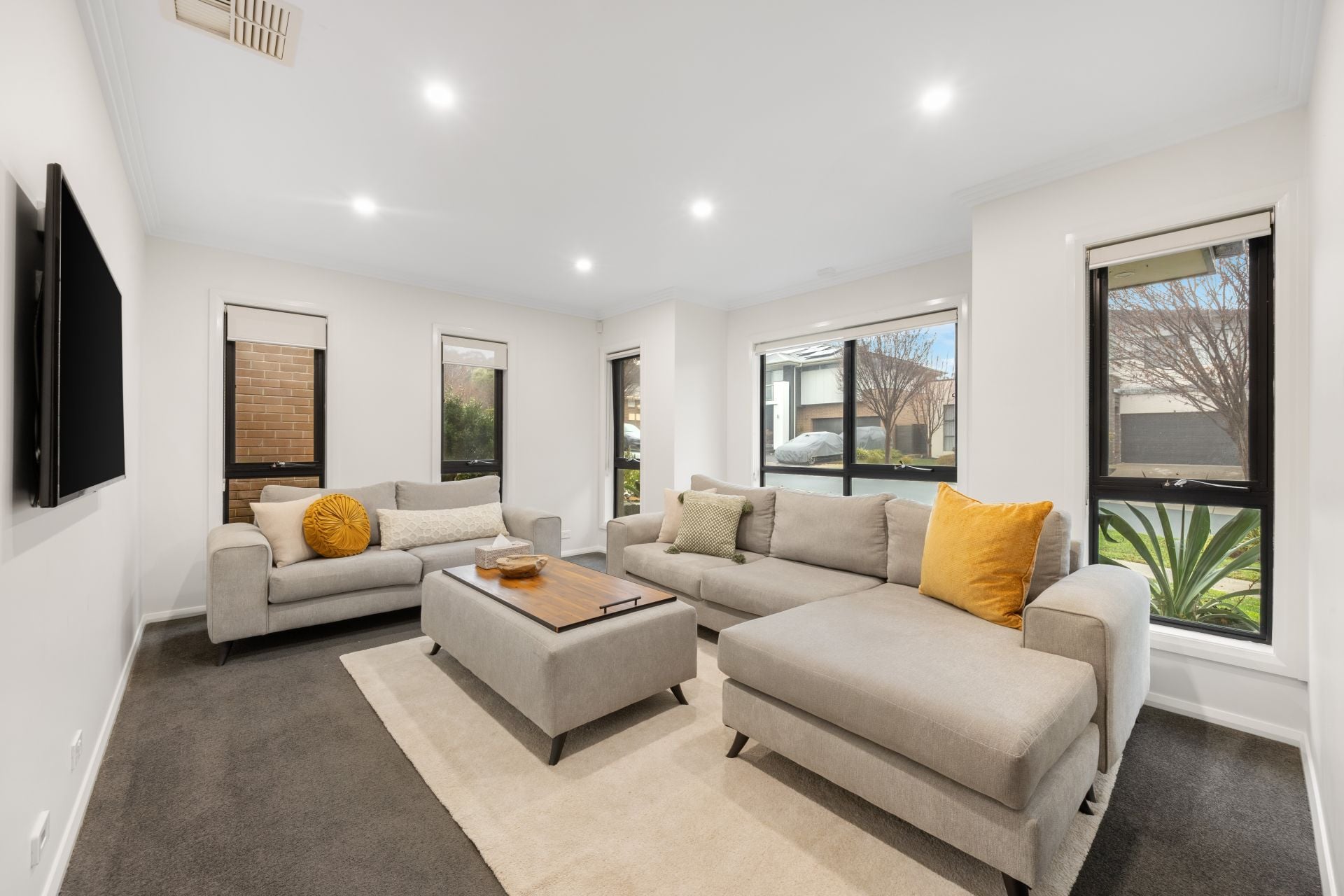 103 Hibberd Crescent, Forde ACT, Forde - Thumbnail 2