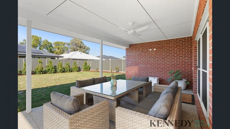 16 Fairway Drive Yarrawonga VIC, Yarrawonga - Thumbnail 3