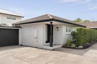 2/13 Alexander Avenue, Mornington VIC, Mornington - Image 1