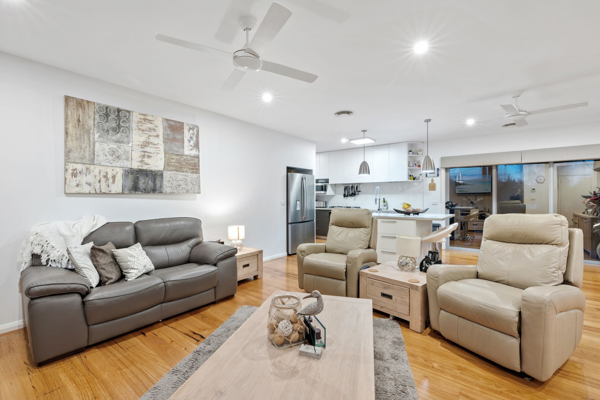 2 Casina Court Epsom VIC, Epsom - Thumbnail 3