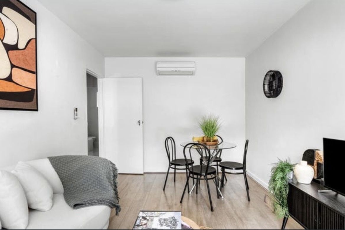 Light-Filled Living in the Heart of Northcote
