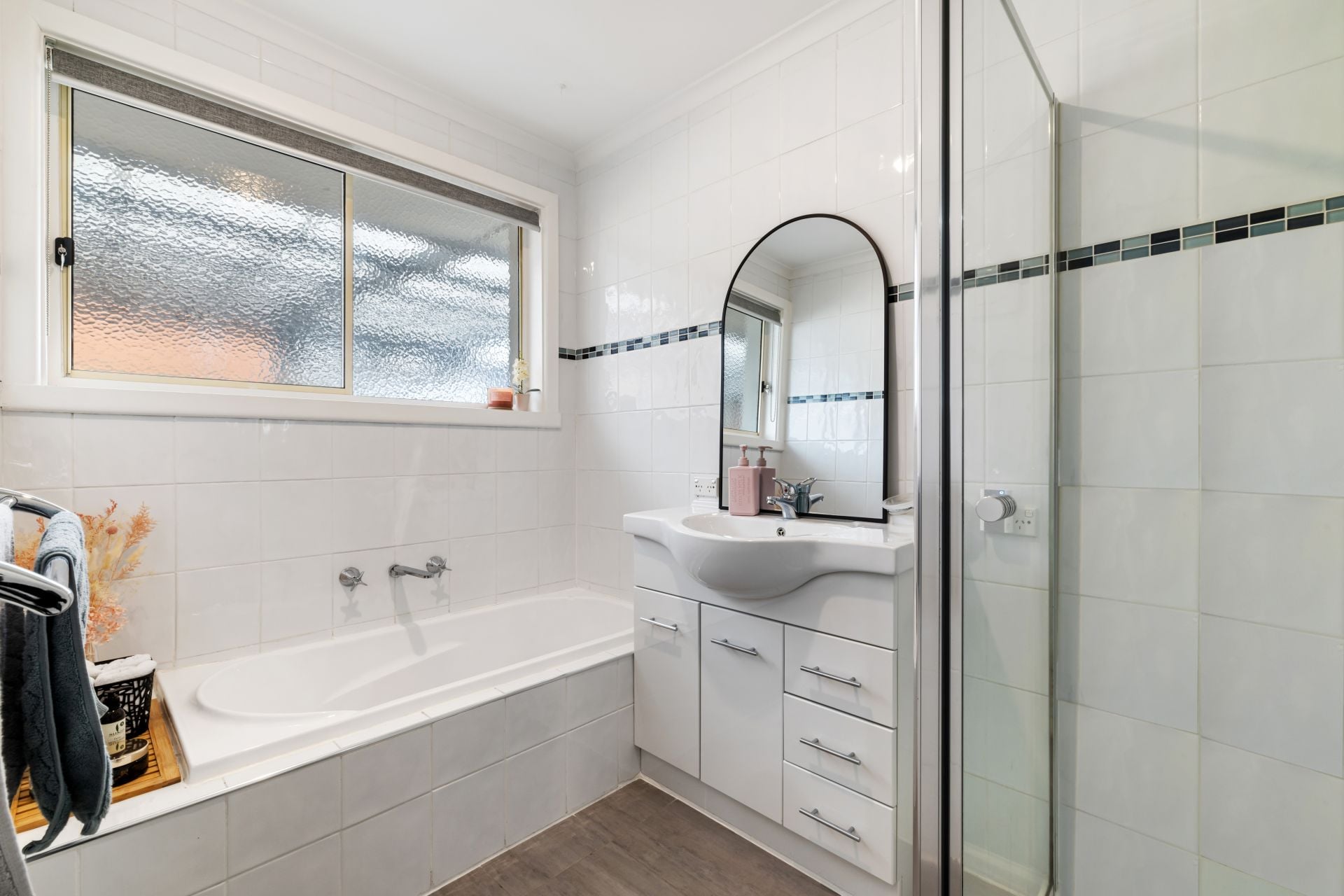 Stylishly Updated Family Home in Prime Thomastown Location