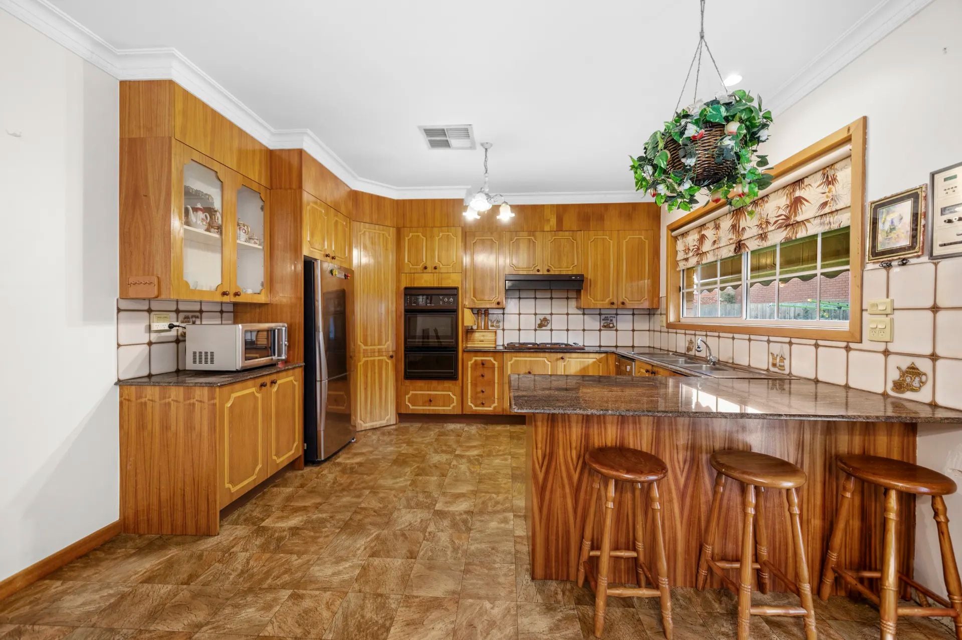 Spacious Family Living With Versatile Dual Level Design
