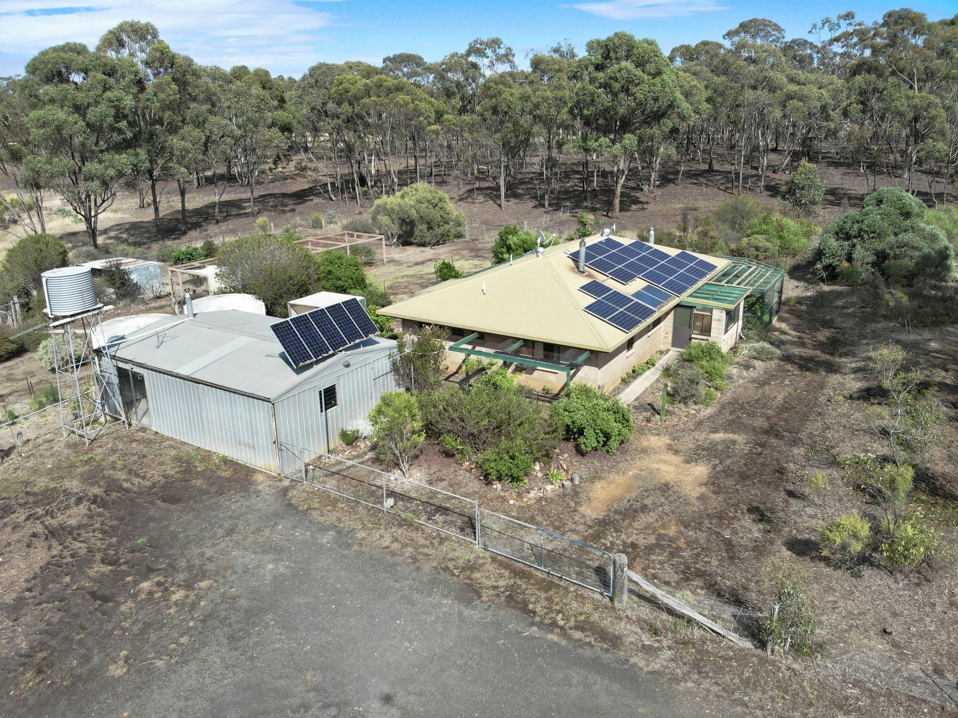 13 Timbertop Road, Bet Bet - Thumbnail 2