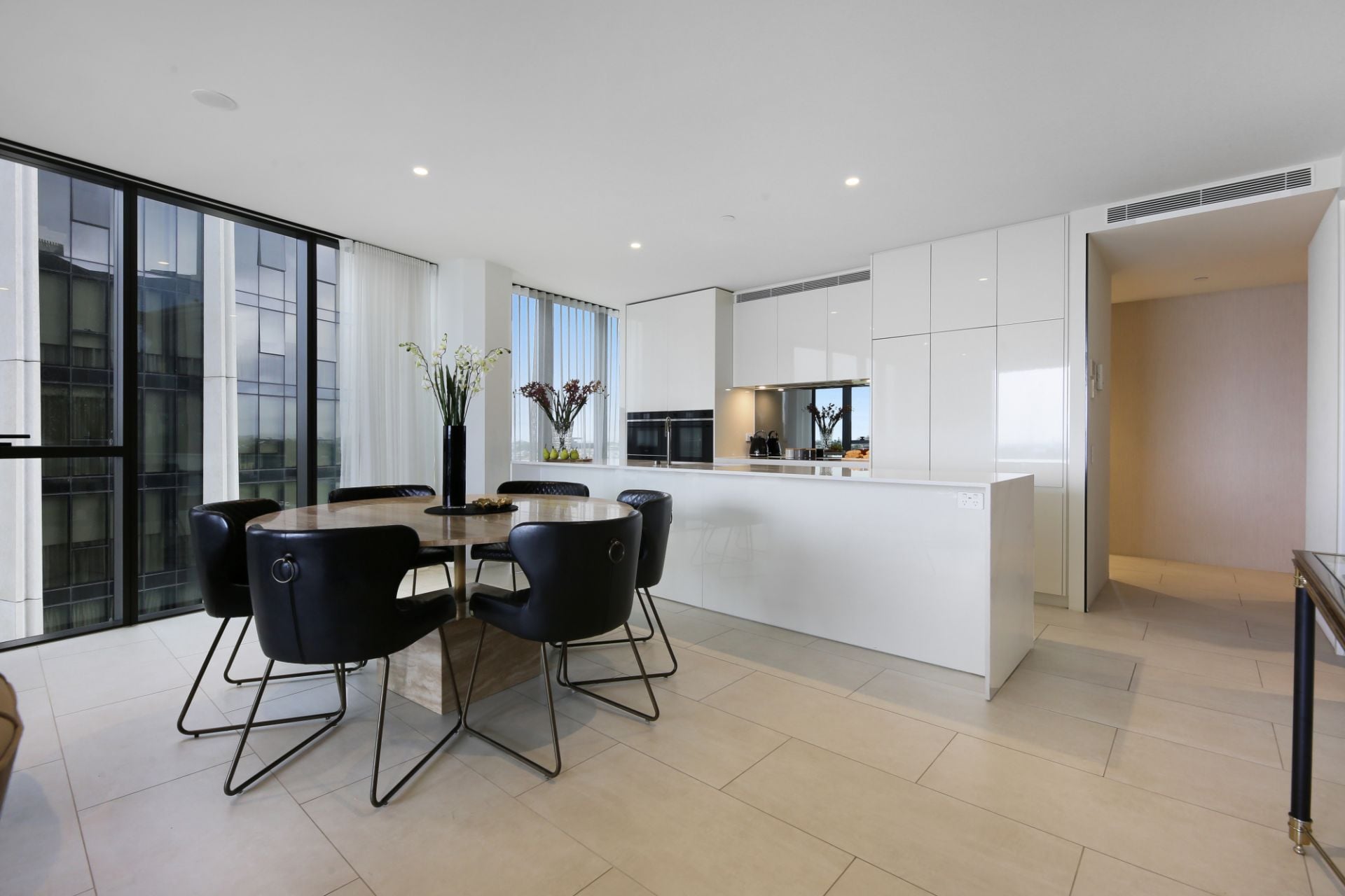 3802/24 The Lanes Boulevard, Mermaid Waters, Mermaid Waters - Thumbnail 7