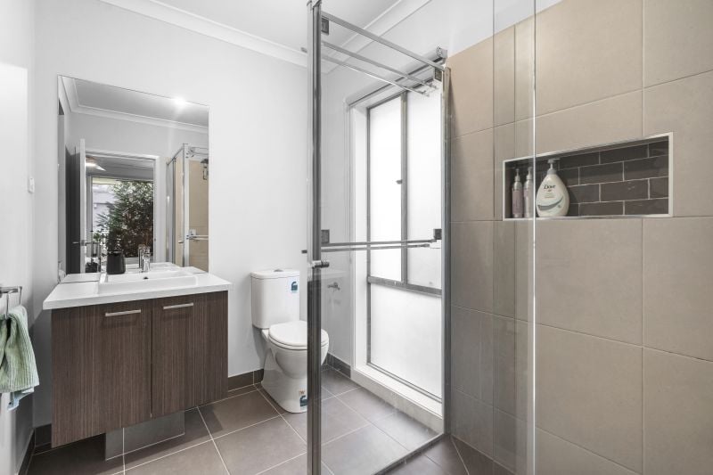 10 Catanzaro Crescent, Wollert