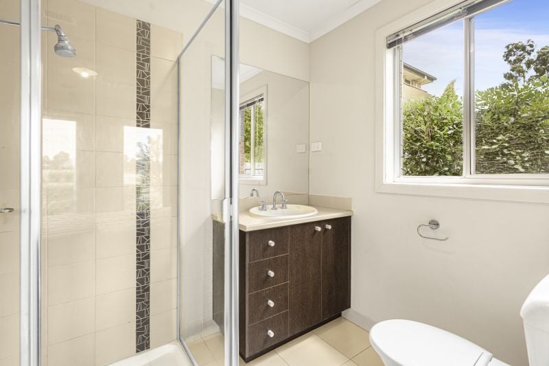 25 Anglers Drive, Epping