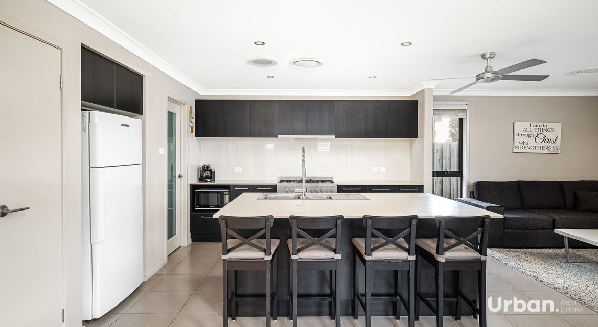 Riverstone 25 Riverbrae Avenue