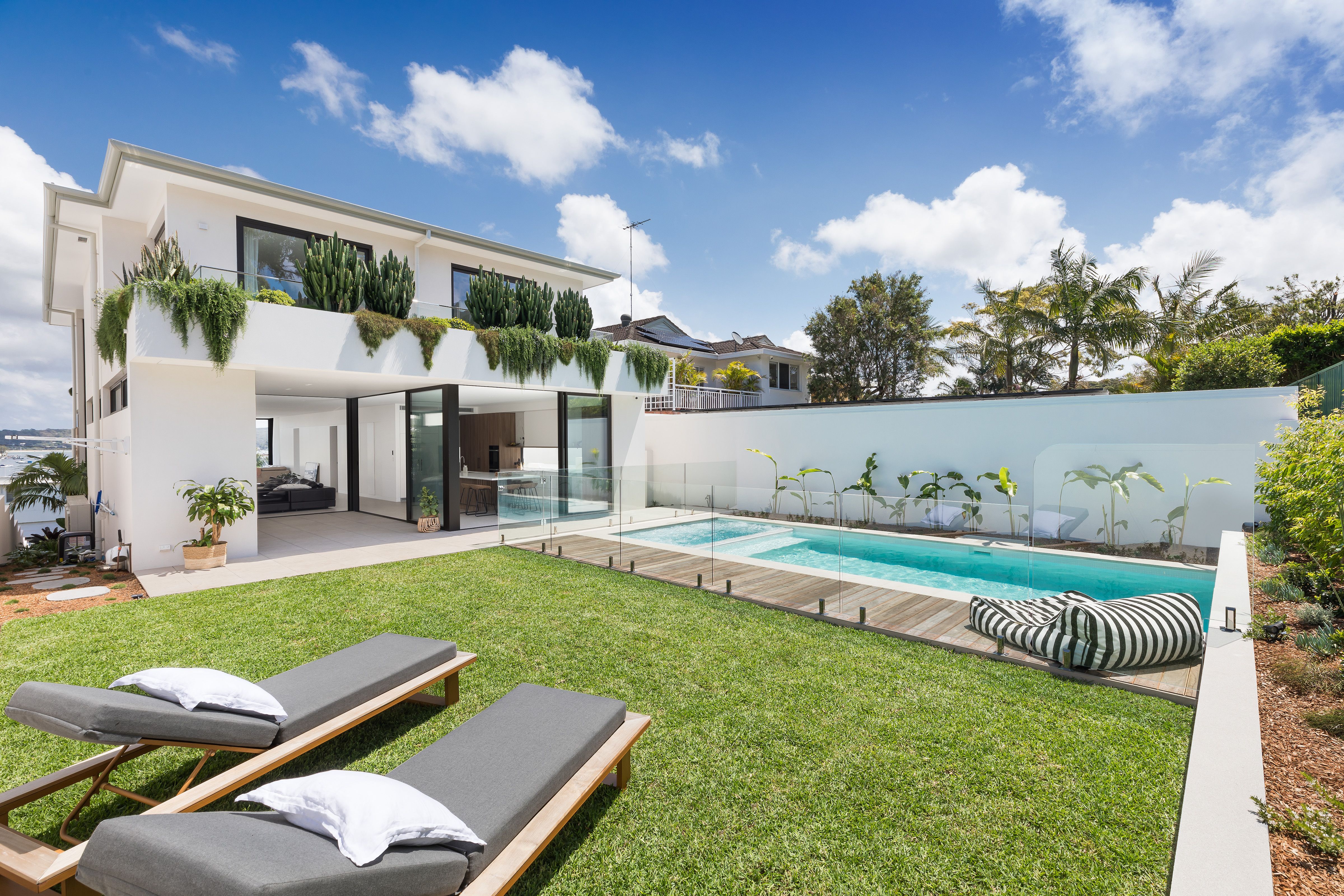 3 Willaburra Road BURRANEER 2230