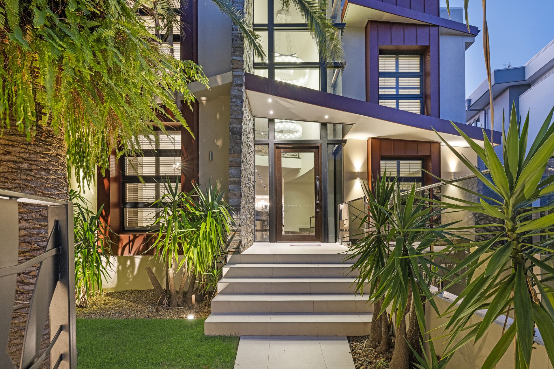 31 Hampton Court, Sovereign Islands QLD 4216, Sovereign Islands - Thumbnail 5