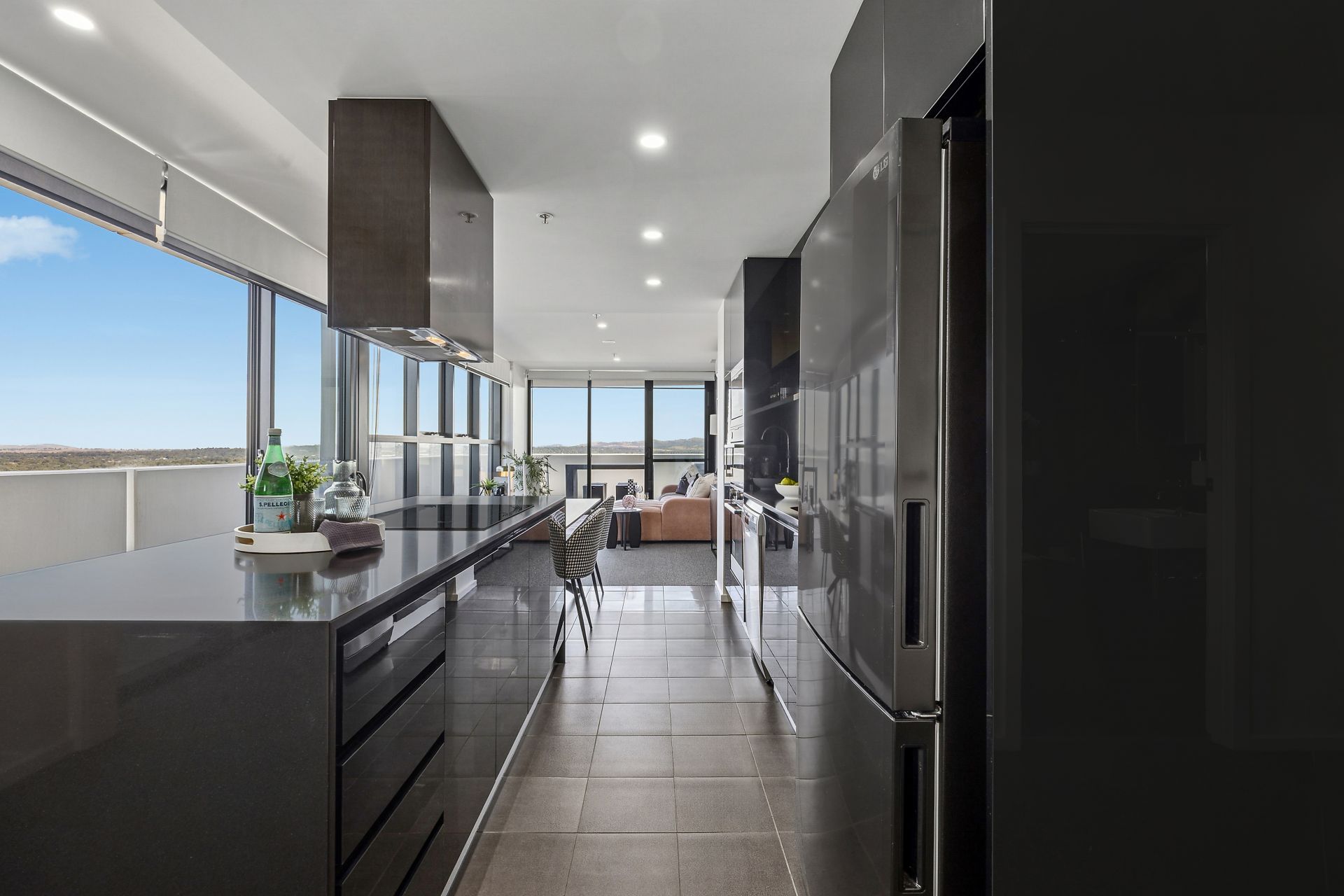 1805/120 Eastern Valley Way, Belconnen, Belconnen - Thumbnail 6