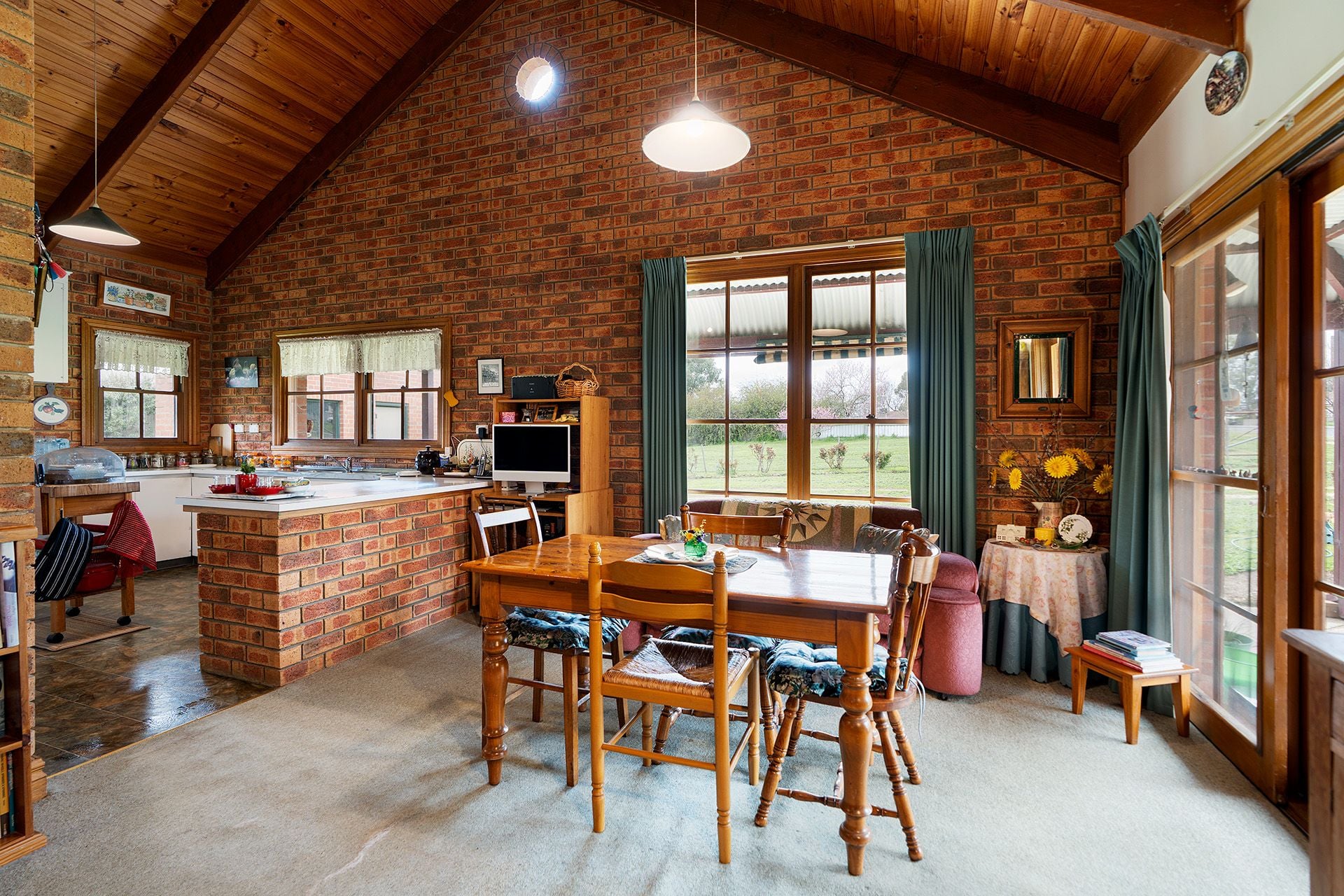 3 Fletcher Street, Guildford - Thumbnail 5