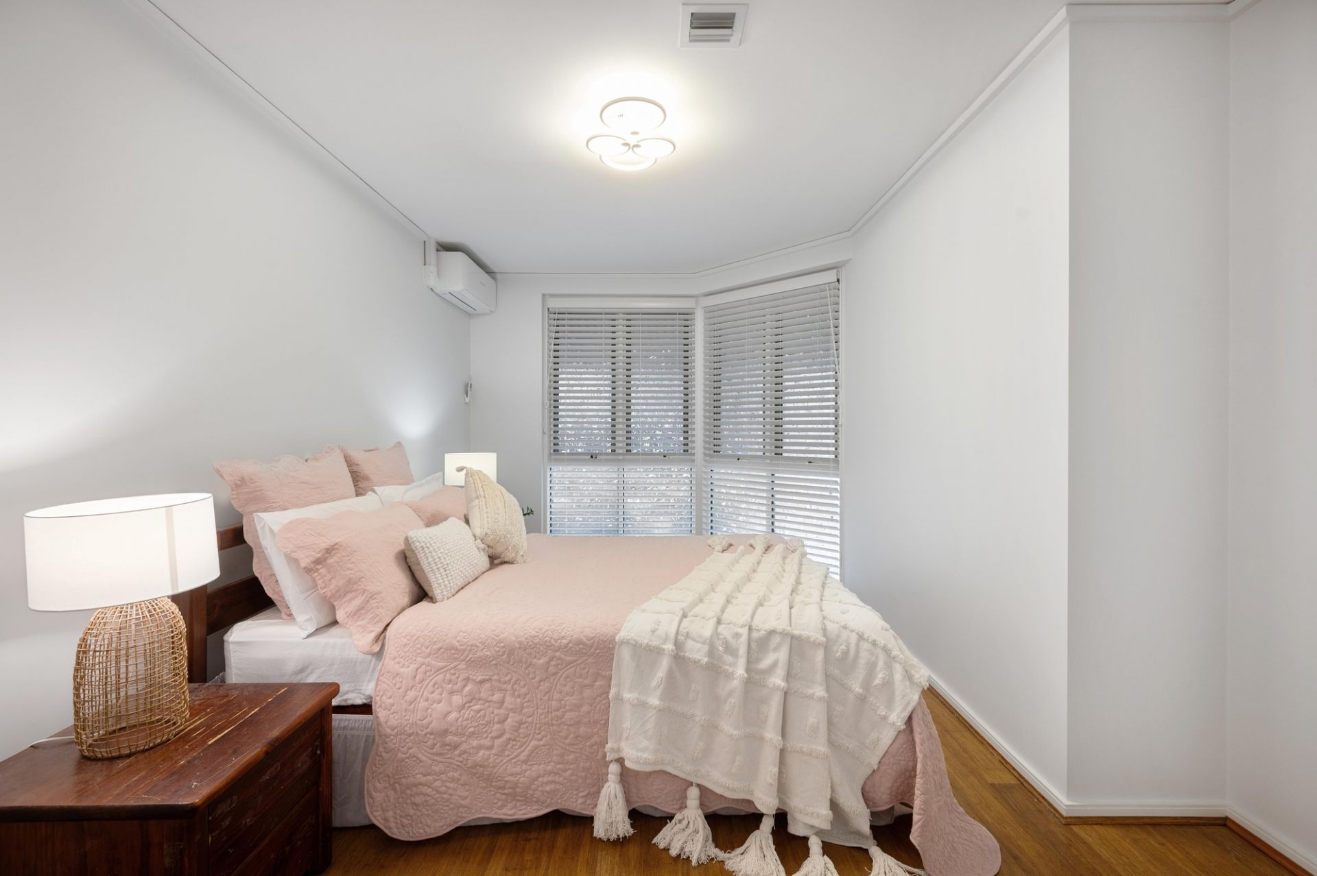 118 Surrey Road North, South Yarra, South Yarra - Thumbnail 4