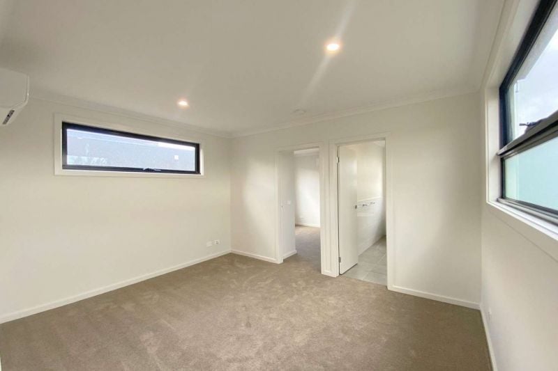 43 Dodd Lane, Epping