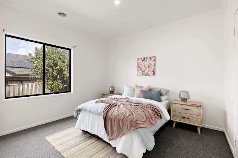 12 Inverloch Street, Epping