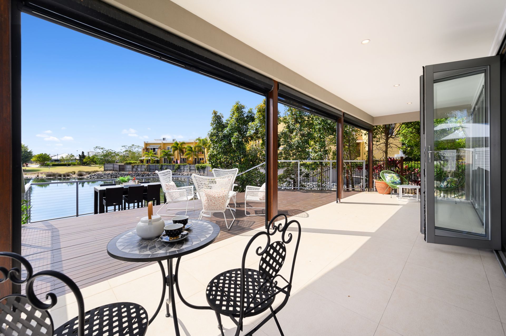 19 Azure Way, Hope Island QLD 4212, Hope Island - Thumbnail 3