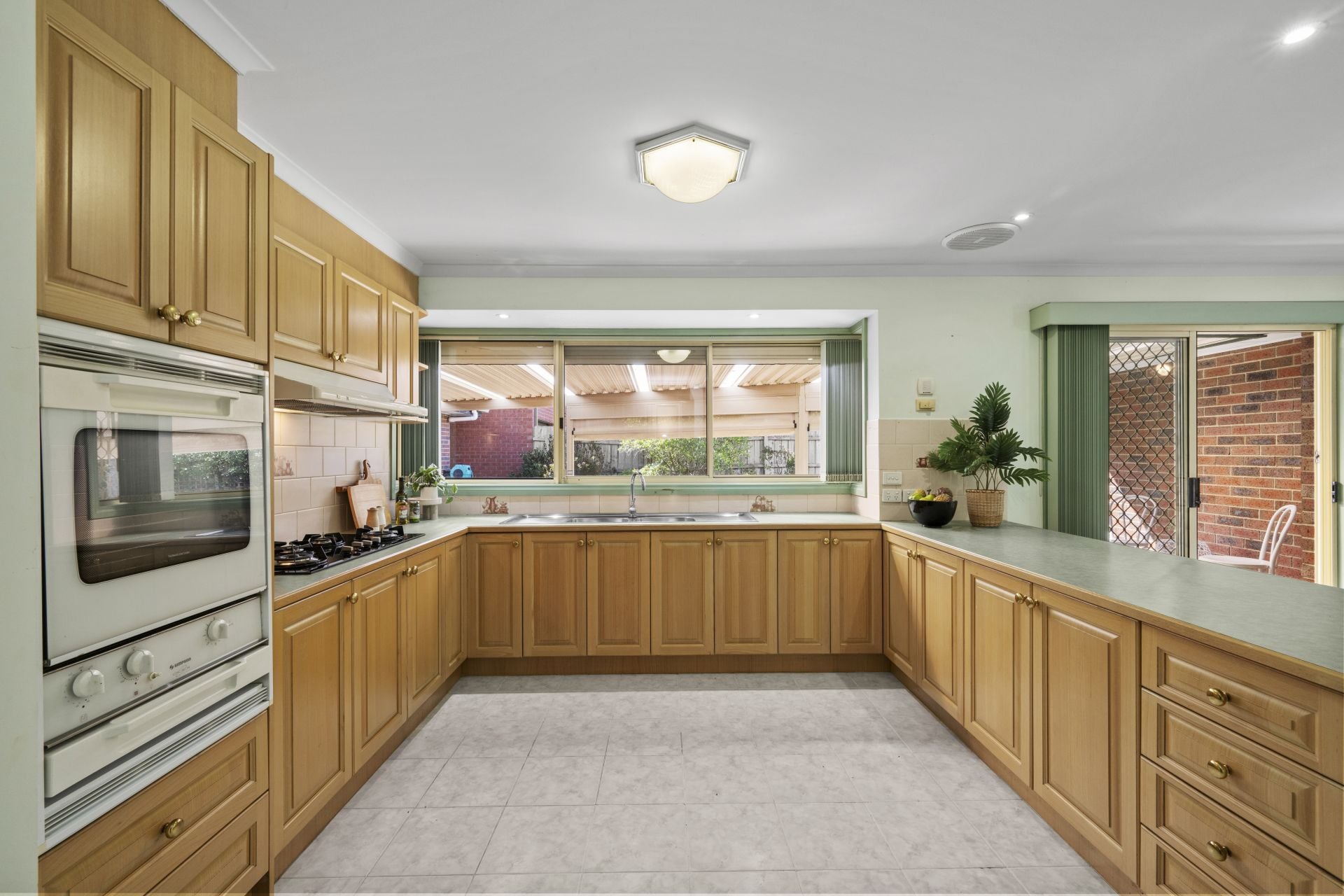 A Comfortable Family Home In A Well-Connected Location