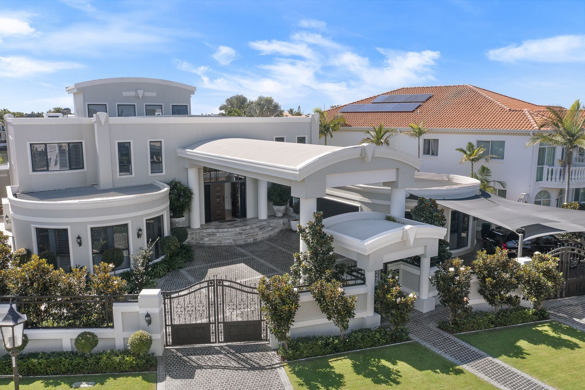 35 Brittanic Crescent, Sovereign Islands QLD 4216, Sovereign Islands - Thumbnail 2
