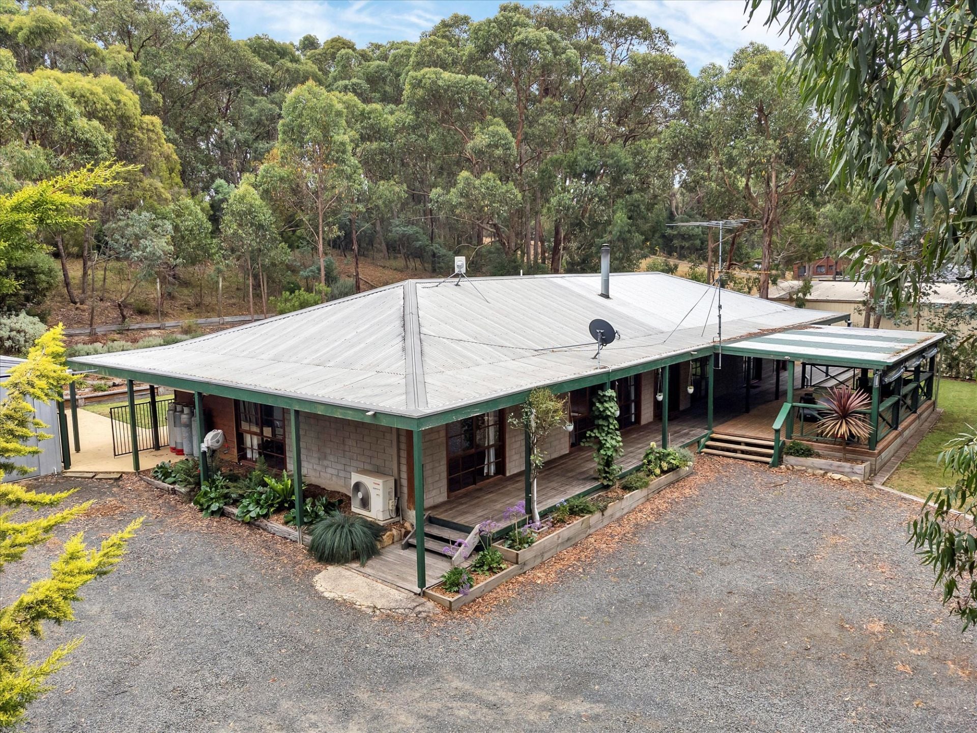 7 Wattle Gully Road, Greendale, Greendale - Thumbnail 2