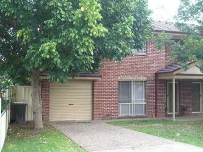 Ingleburn 1/36-40 Macquarie Road
