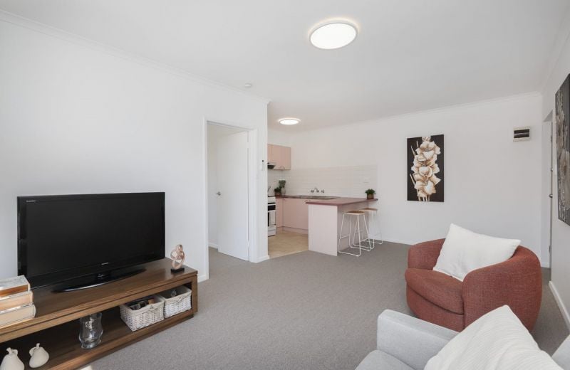 24/437 Ballarat Road, Sunshine