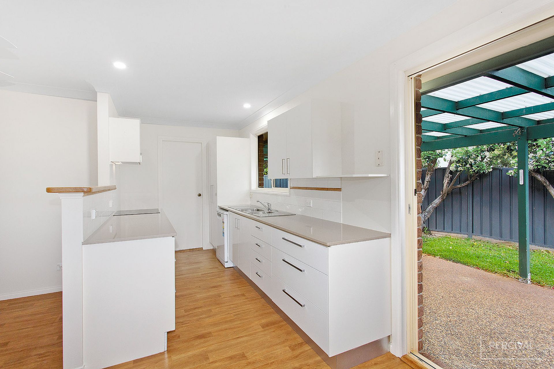 19 Cairncross Place Port Macquarie NSW, Port Macquarie - Thumbnail 2