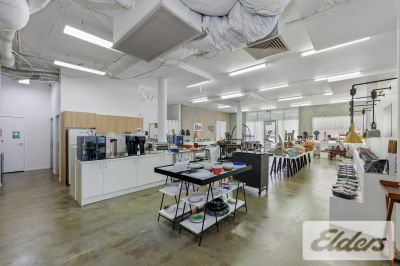 MODERN OFFICE/SHOWROOM IN BREENE PLACE!