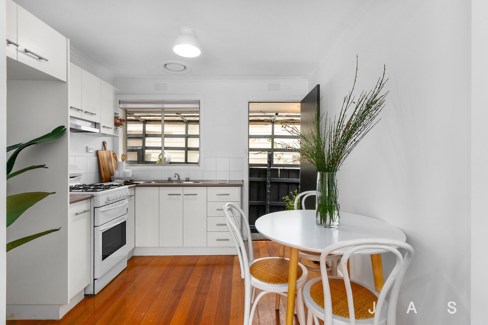 1/10 Barnet Street, Yarraville, Yarraville - Thumbnail 4