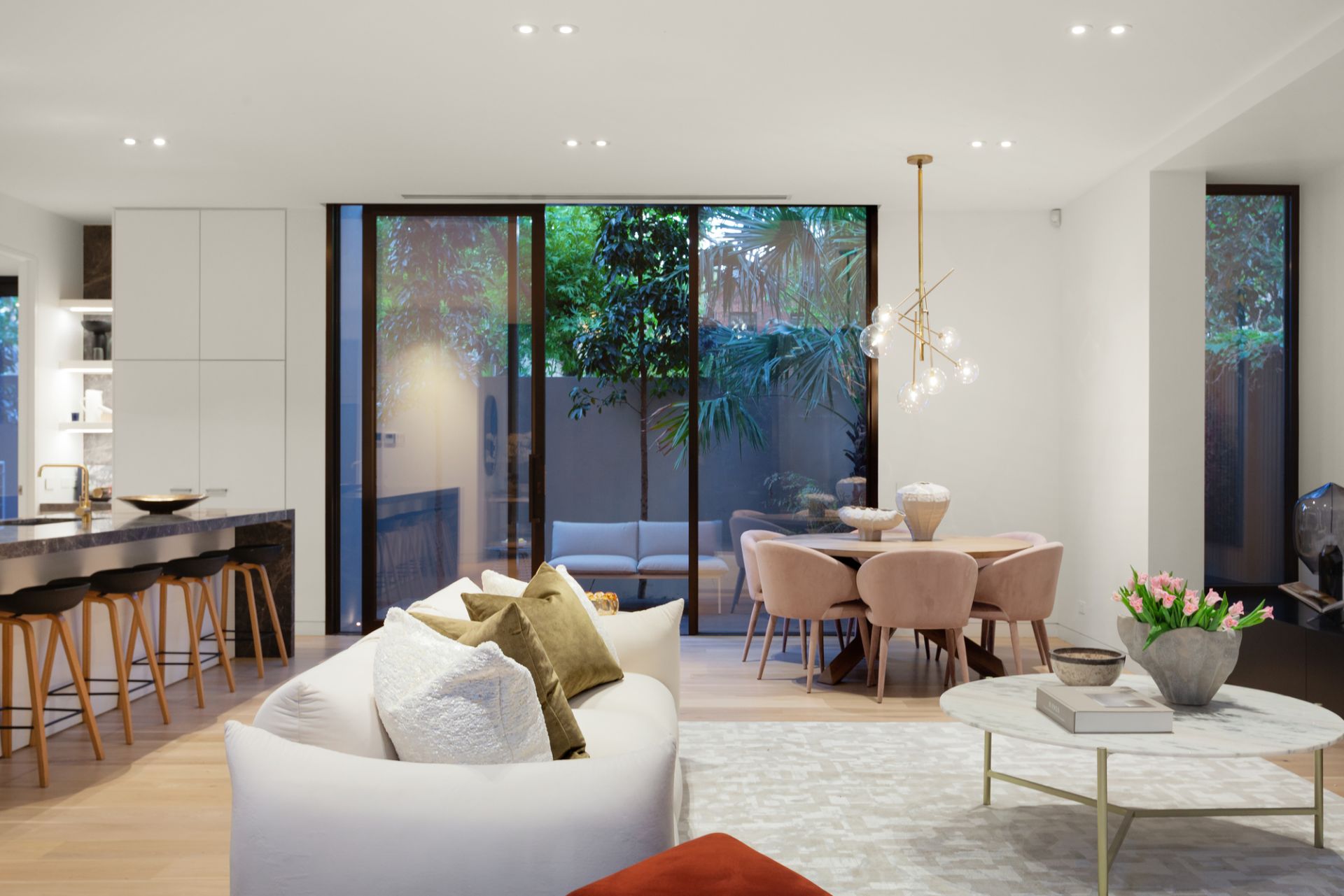 28 Selborne Road, Toorak, Toorak - Thumbnail 4