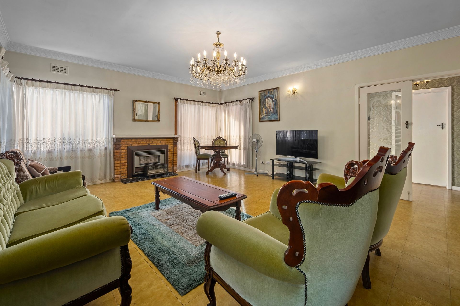 71 Mitchell Parade, Pascoe Vale South - Thumbnail 5