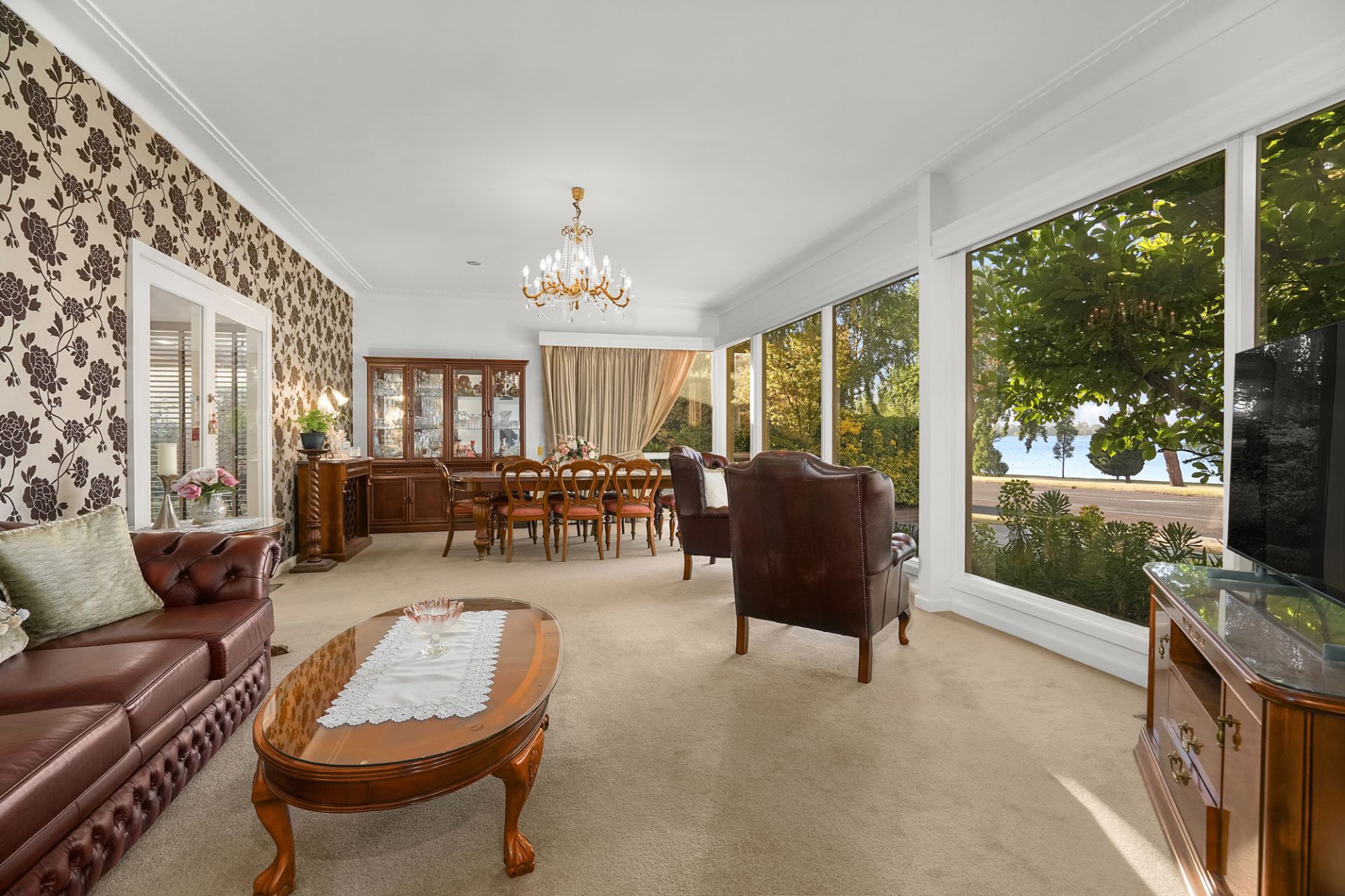 121 Wendouree Parade, Lake Wendouree, Lake Wendouree - Thumbnail 4