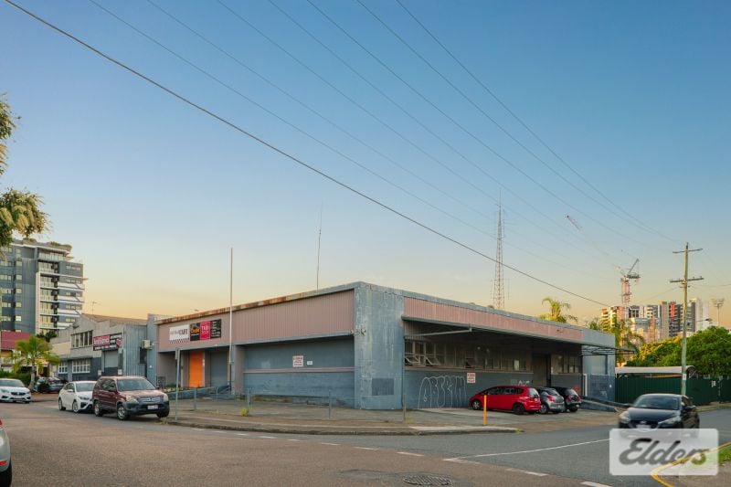 118 Logan Road, Woolloongabba