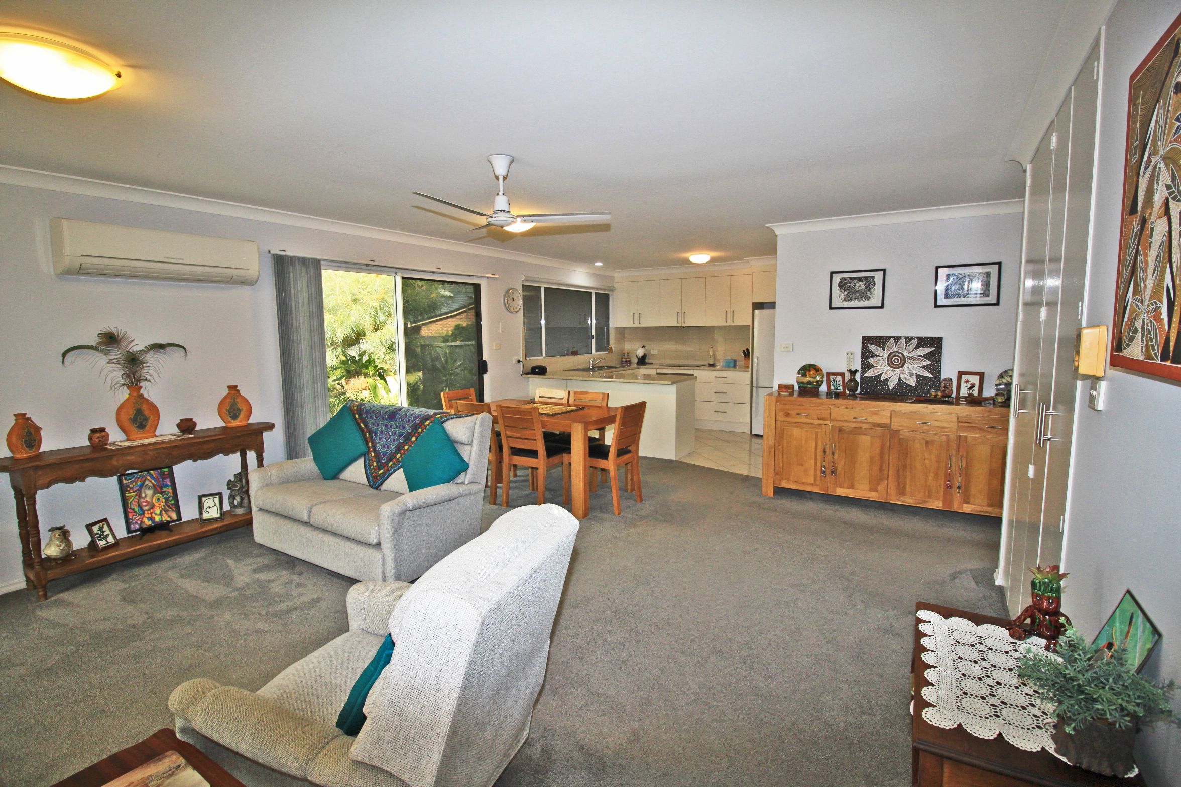 1/28 Blackbutt Crescent, LAURIETON NSW 2443
